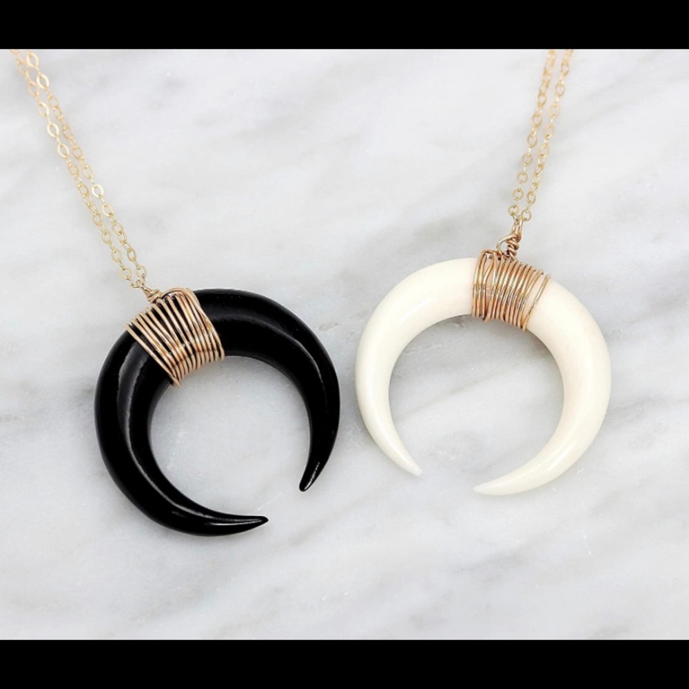 Double Horn bone necklace with chain Black NEW